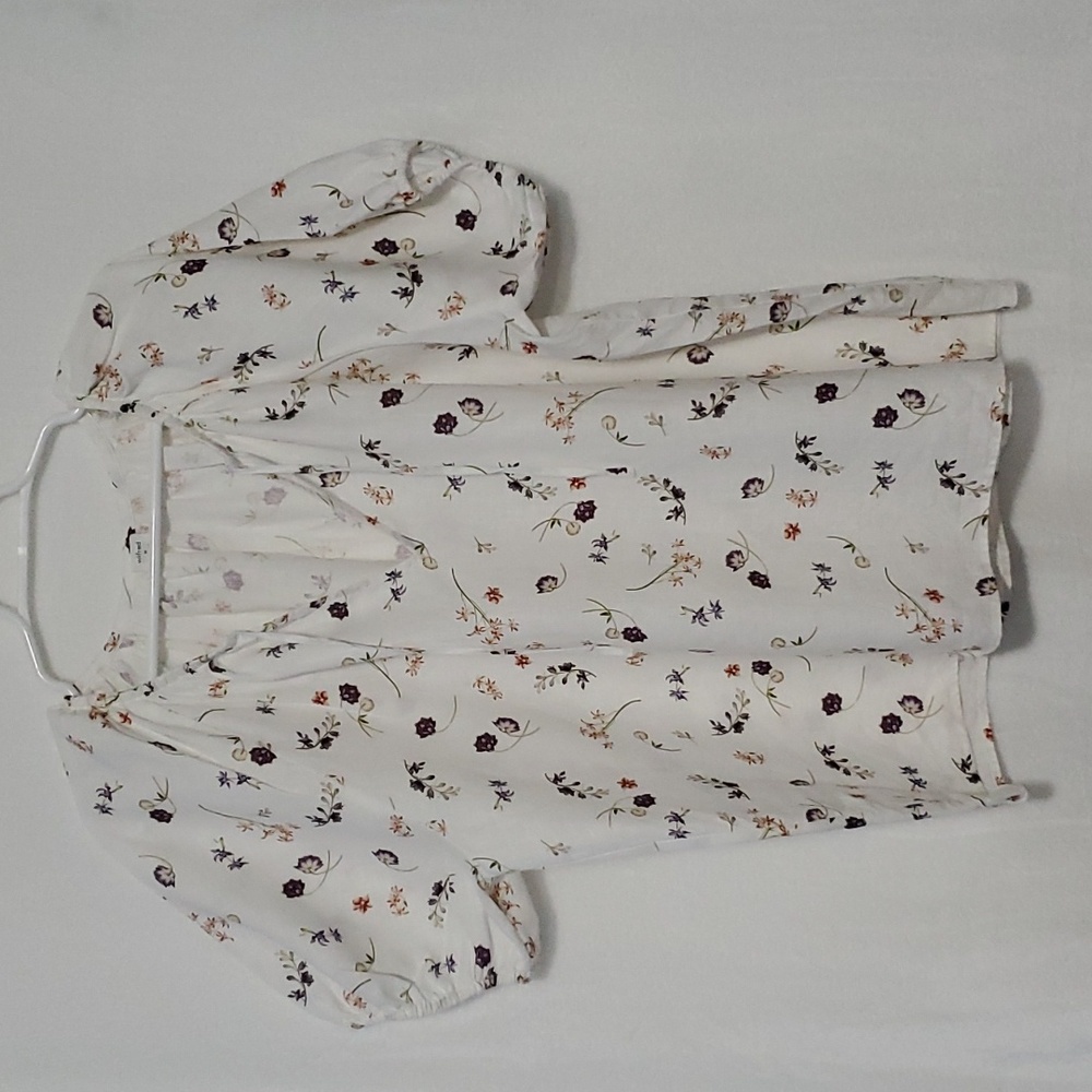 🏠 Wilfred Linen Floral Cottagecore Top Size M